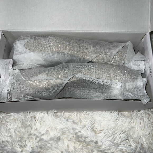 NIB Dream Pairs Gold Rhinestone Ballet Flats Size 5.5 - Picture 9 of 10